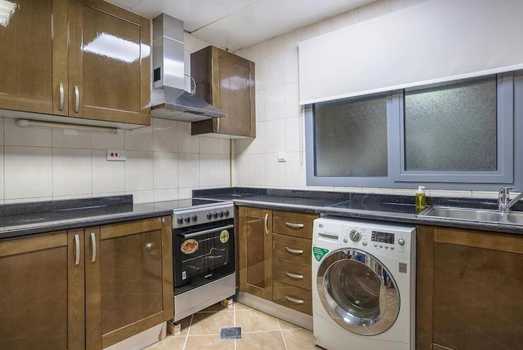 2 Bedroom Front Abou Dabi