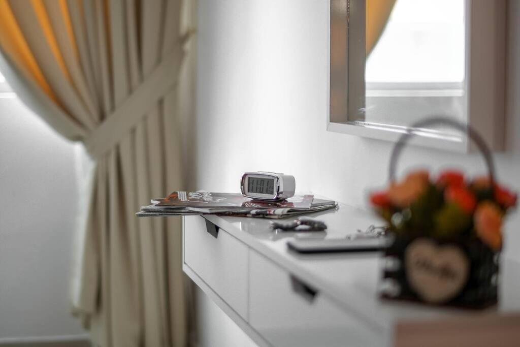 2 Bedroom Front Abou Dabi